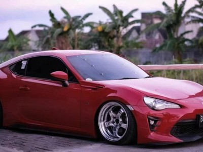 The first experience of refitting Toyota 86 aimgain to witness the beauty of low lying