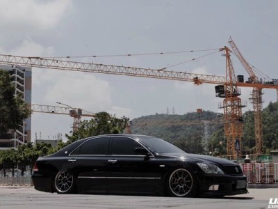 The temptation of ultra-low Toyota crown aimgain modification