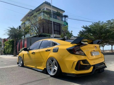 Unleashing the Essence of Style: Aimgain’s Transformation of the Honda Civic Si