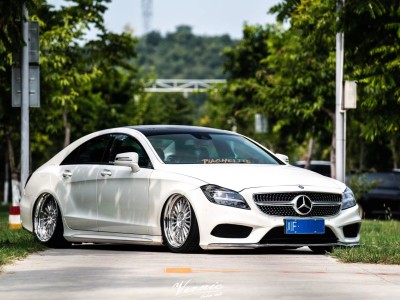The Mercedes-Benz CLS Aimgain Modified Car: A Fusion of Luxury and Performance